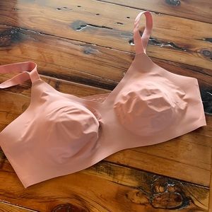 Knix Padded V neck, wireless bra (flexible size range)